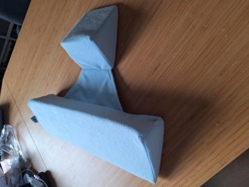 babyjem zijslaap kussen. Slechts 2x gebruikt beschikbaar voor biedingen