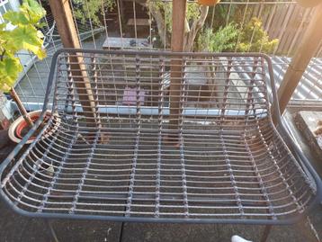 Kleine tuinset voor op een balkon of kleine tuin beschikbaar voor biedingen