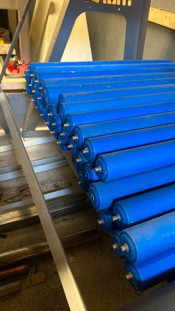 Rollen voor rollebaan beschikbaar voor biedingen