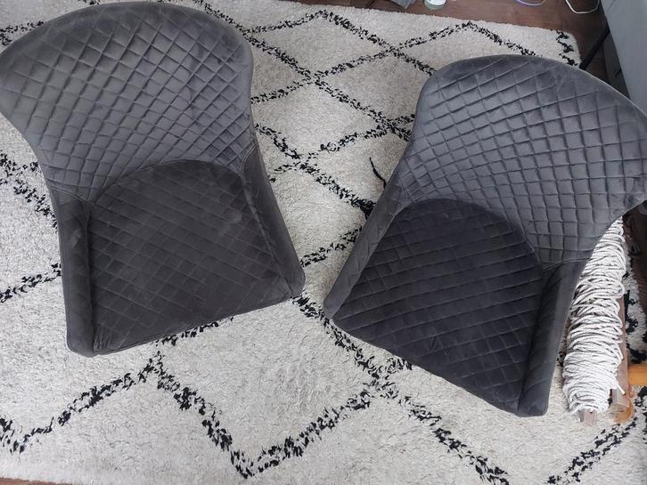 Jysk eetkamerstoelen, Huis en Inrichting, Stoelen, Gebruikt, Twee, Stof, Grijs, Ophalen