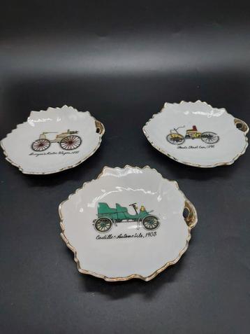 Vintage petitfour schaaltjes Oldtimers - Carrosserie De Smet beschikbaar voor biedingen