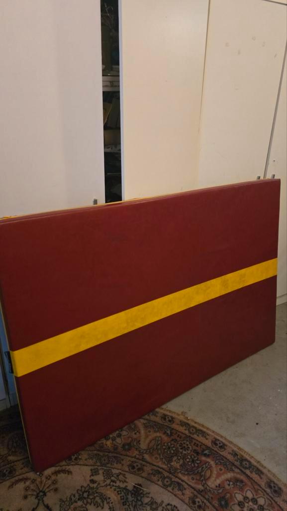 Turnmat - Perfect voor gymnastiek! alleen ophalen !!, Sport en Fitness, Fitnessmaterialen, Gebruikt, Fitnessmat, Armen, Benen