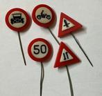 Aantal speldjes verkeersborden, Verzamelen, Speldjes, Pins en Buttons, Ophalen of Verzenden, Gebruikt, Overige onderwerpen, Speldje of Pin