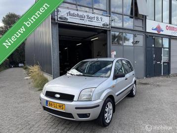 Ford Fusion 1.4-16V Automaat! Nieuwe APK! NAP Logisch! beschikbaar voor biedingen