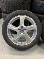 17 inch Originele Volvo Winterset "Balder" Nokian V70 S80, Auto-onderdelen, Banden en Velgen, Ophalen, 4153RD, Info.nl@volvo.com