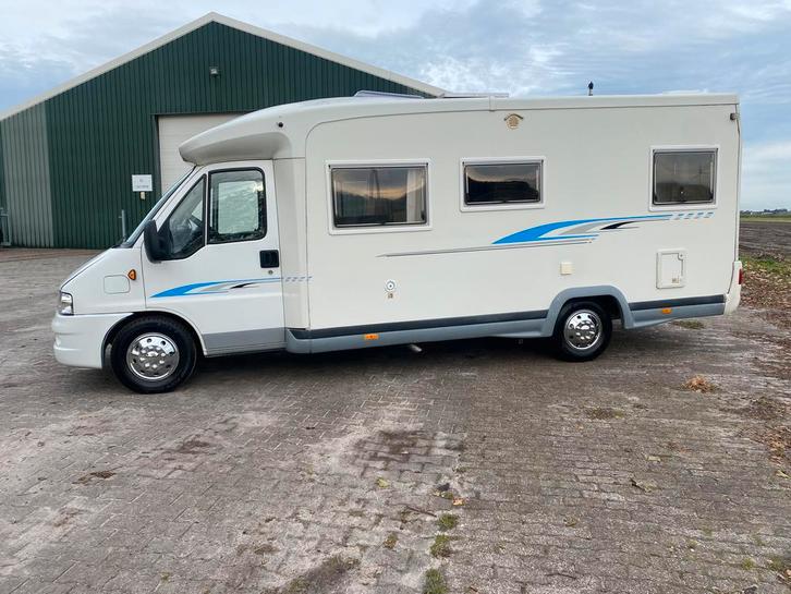 Super nette Chausson allegro met MOTORAIRCO, Caravans en Kamperen, Campers, Particulier, tot en met 4, Half-integraal, Chausson