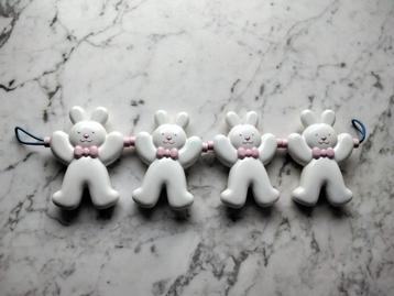 Vintage Ambi Toys konijntjes konijnen wagenspanner  beschikbaar voor biedingen