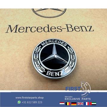 Mercedes AMG MOTORKAP LOGO ZWART EMBLEEM W204 W205 W212 W207 beschikbaar voor biedingen