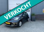 Toyota Aygo 1.0 VVT-i Aspiration / automaat / airco / nap, Euro 5, Gebruikt, 4 stoelen, 68 pk