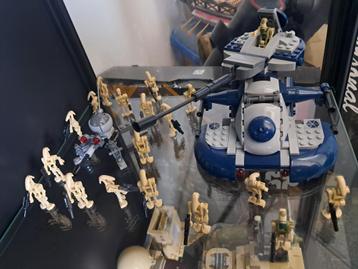 Lego droid army beschikbaar voor biedingen