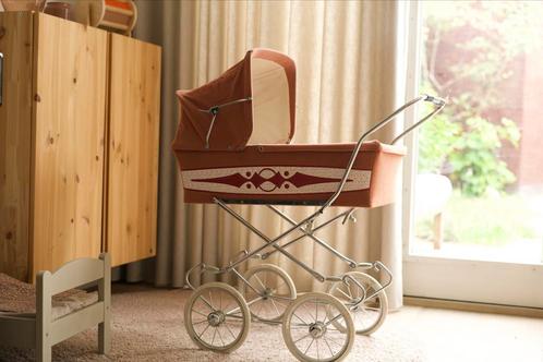 Vintage poppenwagen | Retro speelgoed jaren ‘70 stijl, Antiek en Kunst, Antiek | Speelgoed, Ophalen