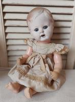Antieke pop, lief brocante shabby koenich & wernicke popje, Ophalen, Zo goed als nieuw, Pop