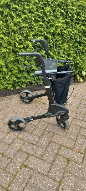Lichtgewicht Topro Troja rollator maat M, Diversen, Rollators, Gebruikt, Lichtgewicht, Ophalen