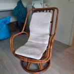Rotan draaistoel met kussen, Huis en Inrichting, Fauteuils, Ophalen, Minder dan 75 cm, 50 tot 75 cm