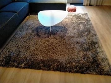 Hoogpolig antraciet Vloerkleed  beschikbaar voor biedingen