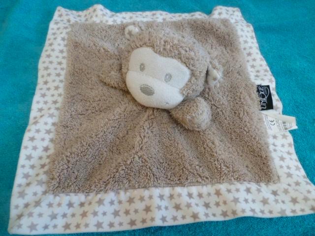 Licht bruin harig / velours /sterren aap doekje lapje Unique, Kinderen en Baby's, Speelgoed | Knuffels en Pluche, Zo goed als nieuw