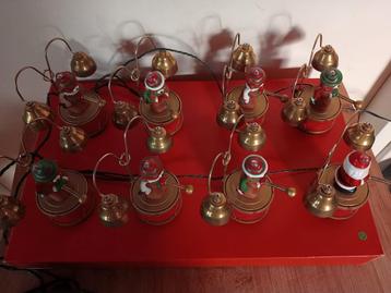 Mooie kerstkapel met 35 kerstnummers  beschikbaar voor biedingen