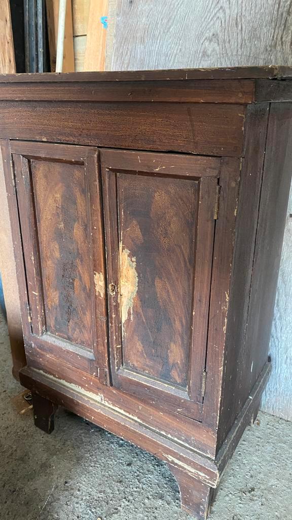 Antiek Kastje met Twee Deuren - Rustiek & Charmant, Antiek en Kunst, Antiek | Meubels | Kasten, Ophalen