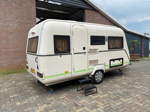 Caravan te koop, Caravans en Kamperen, Caravans, Particulier, tot en met 3, 750 - 1000 kg, Treinzit, Biod, Dwarsbed, Vast bed
