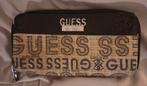 Guess Portemonnee Groot Logo Beige/Zwart, Sieraden, Tassen en Uiterlijk, Portemonnees, Ophalen of Verzenden, Zo goed als nieuw