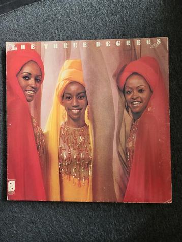 LP vinyl. The thee degrees beschikbaar voor biedingen