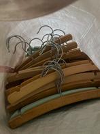 Baby kleding hangers, Kinderen en Baby's, Babymode-accessoires, Ophalen of Verzenden, Zo goed als nieuw