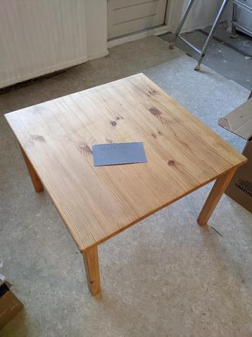 Salontafel 71x71x50 (bxdxh) beschikbaar voor biedingen