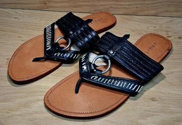 Invito leren slippers maat 41 beschikbaar voor biedingen