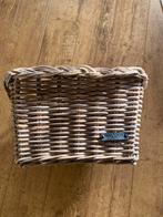Wicked rieten fietsmand, Fietsen en Brommers, Fietsaccessoires | Fietsmanden, Ophalen of Verzenden, Zo goed als nieuw
