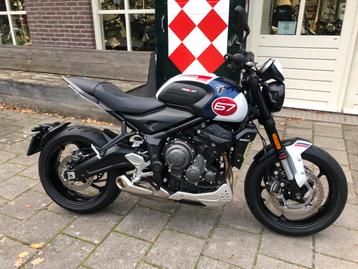 Triumph TRIDENT 660 TRIPLE TRIBUTE ABS (bj 2024) beschikbaar voor biedingen