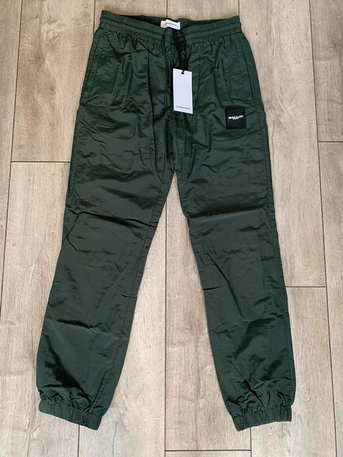 Super gave groene nieuwe Ballin (sport) broek (Maat XS), Kleding | Heren, Sportkleding, Nieuw, Algemeen, Maat 46 (S) of kleiner