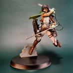 mikasa attack on titan figure with box, Verzamelen, Stripfiguren, Verzenden, Superheld, Zo goed als nieuw, Beeldje of Figuurtje