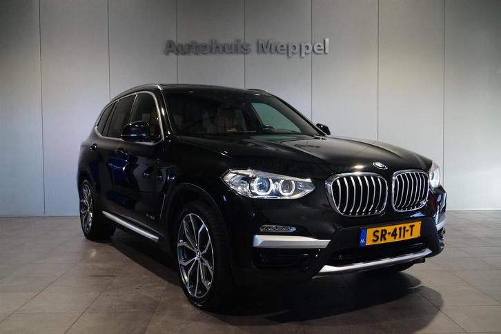 BMW X3 Xdrive20i LED | X-Line | Panoramadak | Trekhaak | Led, Auto's, BMW, Te koop, X3, ABS, Achteruitrijcamera, Airbags, Airconditioning