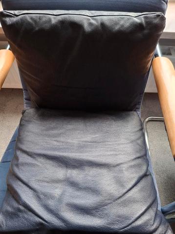 Twee blauwe leren kussens - uitstekende staat! beschikbaar voor biedingen