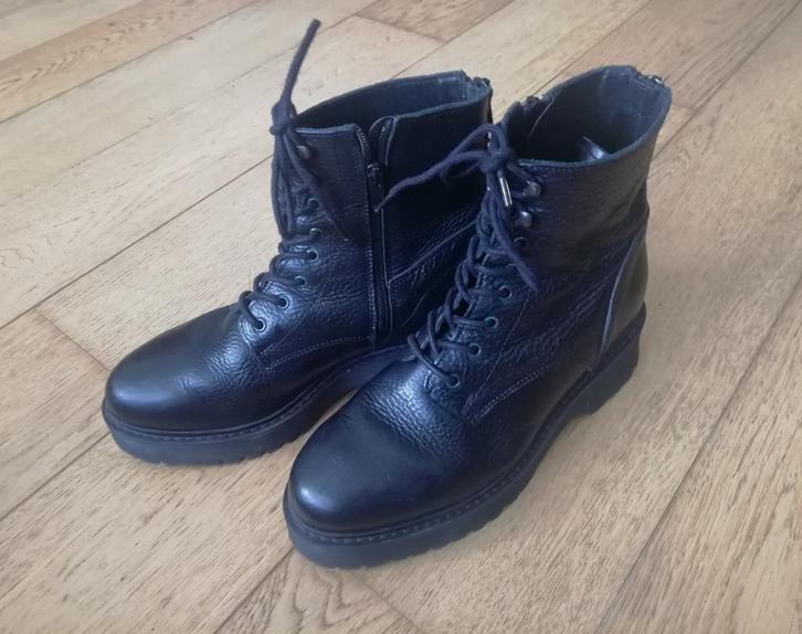 stoere zwarte lederen dames boots / laarzen Juul&Belle mt 41, Kleding | Dames, Schoenen, Zo goed als nieuw, Lage of Enkellaarzen