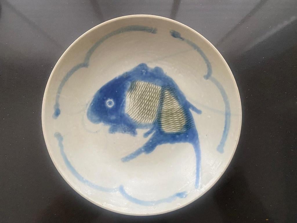 Chinees aardewerk kom met Koi Karper motief, Ophalen of Verzenden