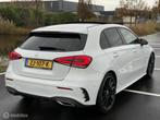 Mercedes A-klasse 200 Business Solution AMG PANO|SFEER|CAMER, Auto's, 4 cilinders, Bedrijf, 19 km/l, 1600 kg