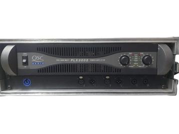 QSC Versterker PLX3002 in professionele Flightcase beschikbaar voor biedingen
