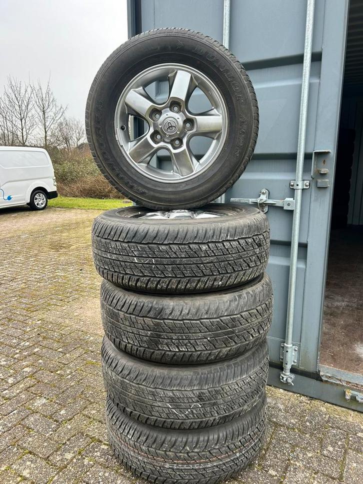 18 inch Landcruiser 100 serie velgen Dunlop 285-60-18 8mm, Auto-onderdelen, Banden en Velgen, Banden en Velgen, Zomerbanden, 18 inch