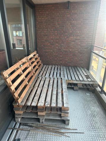 9 grote pallets voor hoekbank met Kussens beschikbaar voor biedingen