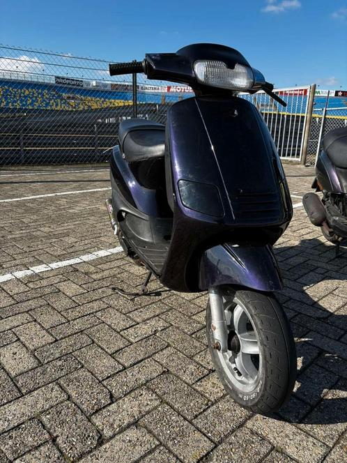 zip fastrider 70cc snel waardepijling, Fietsen en Brommers, Scooters | Piaggio, Zo goed als nieuw, Zip, Ophalen of Verzenden