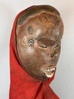 250870 Afrikaans Pende masker uit Congo., Ophalen of Verzenden