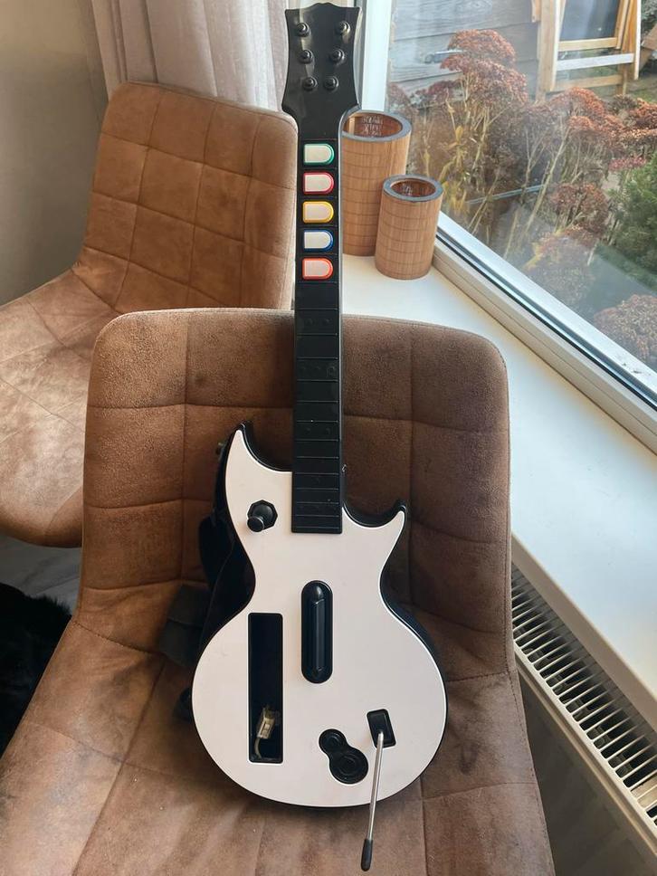 Wii Gitaar - Rock je favoriete nummers!, Muziek en Instrumenten, Snaarinstrumenten | Gitaren | Bas, Gebruikt, Elektrisch, 6-snarig