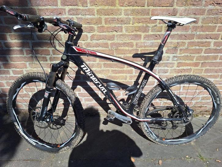 Mountainbike 2012 Carbon Minerva Vector Hardtail 26 inch, Fietsen en Brommers, Fietsen | Mountainbikes en ATB, Gebruikt, Heren