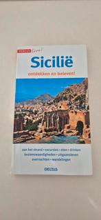 Reisgidsje over Sicilie.
Uitgave 2018., Europa, Ophalen of Verzenden, Reisgids of -boek, Gelezen