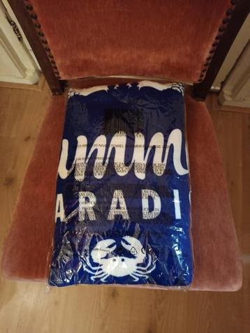 Badhanddoek beschikbaar voor biedingen