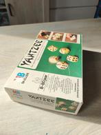 Yahtzee MB Spellen - Dobbelspel Klassieker, Hobby en Vrije tijd, Gezelschapsspellen | Bordspellen, Ophalen of Verzenden, Consumercare@hasbro.co.uk