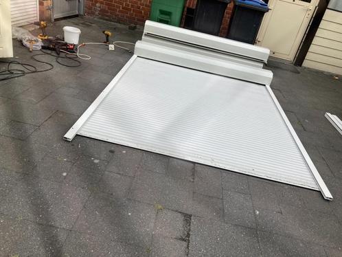 2 wit electrische rolluiken br. 204,5 /2.07.7 x 2.60,5 hoog, Doe-het-zelf en Verbouw, Rolluiken, Gebruikt, 200 cm of meer, 200 cm of meer