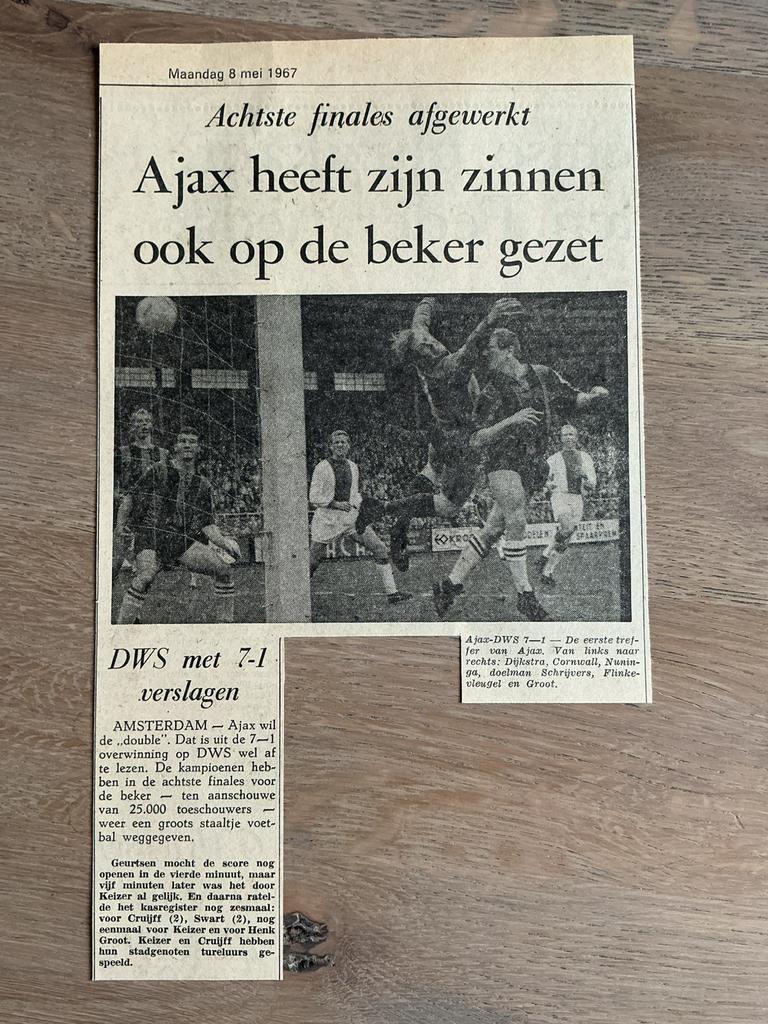 Voetbal krantenartikel Ajax DWS mei 1967, Ophalen of Verzenden, 1960 tot 1980, Knipsel(s)