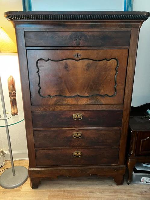 Antieke kast. Biedermeier. Opknapper, Antiek en Kunst, Antiek | Meubels | Kasten, Ophalen